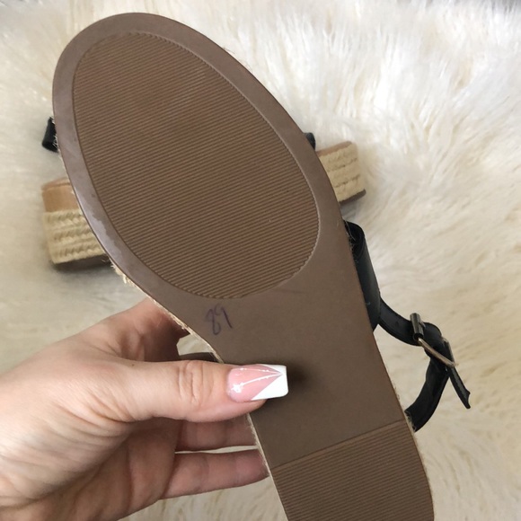 Steve Madden Fifer Platform Sandals - Picture 5 of 7